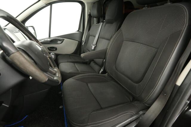 Renault TRAFIC 1.6 dCi T29 L1H1 Airco Cruise Navigatie Trekhaak 17"LMV PDC 3 Persoons