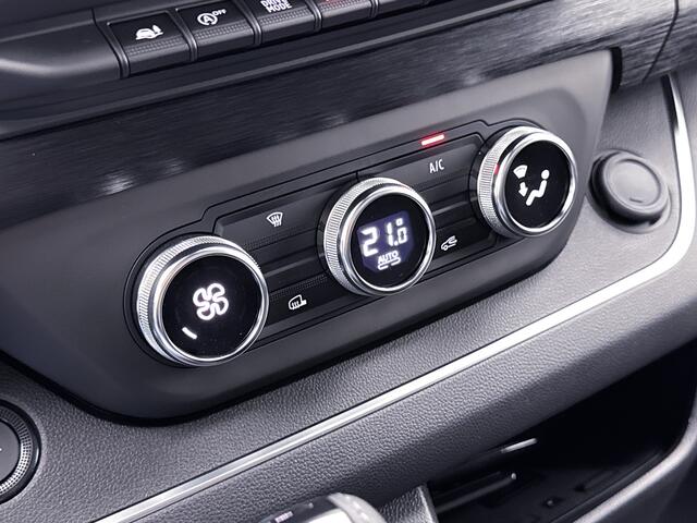 Renault TRAFIC 2.0 Blue dCi EDC 170 T29 L2H1 Dubbele Cabine Trekhaak Achteruitrijcamera Navigatie Cruise Control