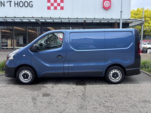Renault TRAFIC 1.6 dCi T27 L1H1 Comfort Keurige auto! Airco Trekhaak 3 zits!