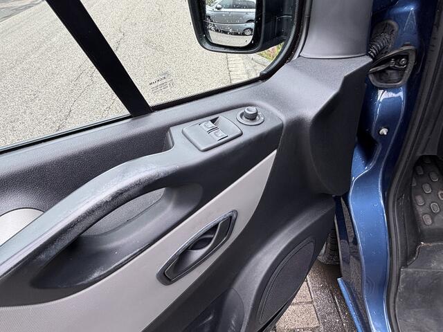 Renault TRAFIC 1.6 dCi T27 L1H1 Comfort Keurige auto! Airco Trekhaak 3 zits!