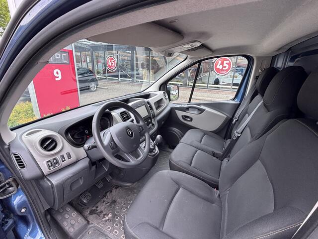 Renault TRAFIC 1.6 dCi T27 L1H1 Comfort Keurige auto! Airco Trekhaak 3 zits!