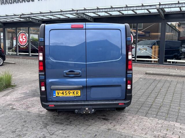 Renault TRAFIC 1.6 dCi T27 L1H1 Comfort Keurige auto! Airco Trekhaak 3 zits!