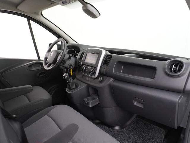Renault TRAFIC 1.6dCi 96 T29 L1H1 3-Persoons Trekhaak Ecc Navi Camera Regen/Lichtsensor Cruise Control Pdc Bluetooth Led Schuifdeur Betonplex vloer Wandbekleding Comfort 1e Eigenaar Euro 6 Facelift model 2.000kg trekvermogen