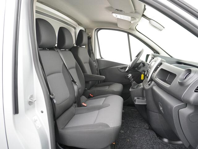 Renault TRAFIC 1.6dCi 96 T29 L1H1 3-Persoons Trekhaak Ecc Navi Camera Regen/Lichtsensor Cruise Control Pdc Bluetooth Led Schuifdeur Betonplex vloer Wandbekleding Comfort 1e Eigenaar Euro 6 Facelift model 2.000kg trekvermogen