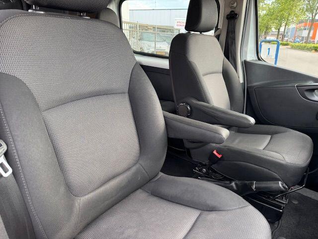 Renault TRAFIC 2.0 dCi 120 T29 L2 H1 Dubbel Cabine Générique 106.000km 2 Schuifdeuren,Airco,Cruisecontrol,Navigatie