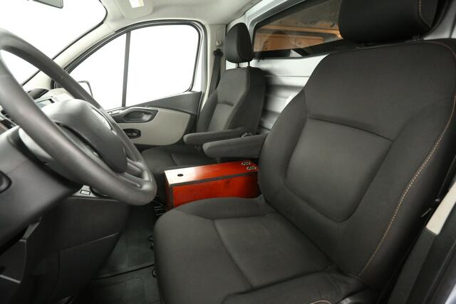 Renault TRAFIC 1.6 dCi T27 L1H1 | MARGE! | Airco Cruise Navigatie Parkeersensoren Elektrpakket