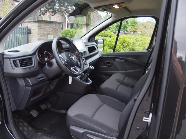 Renault TRAFIC 2.0 dCi 130 T30 L2H1 Work Edition | 15.000KM | Camera | Trekhaak | Cruise Control | LED | NL-Auto |