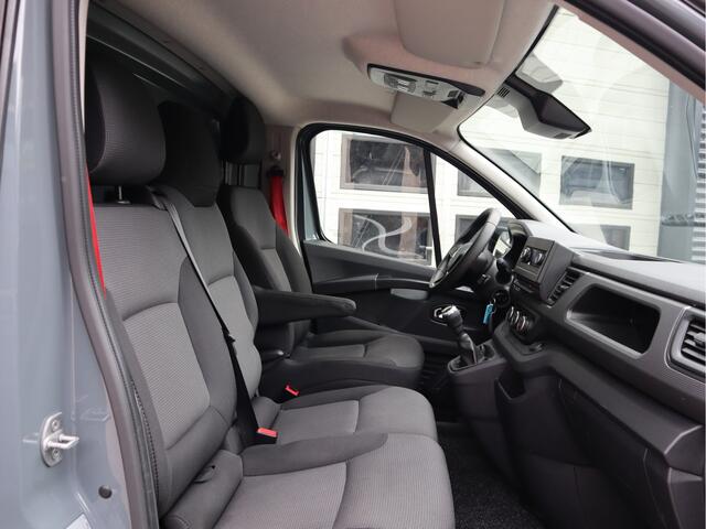 Renault TRAFIC 2.0 dCi 130 pk T30 L2 Lang - Trekhaak - Cruise - Airco