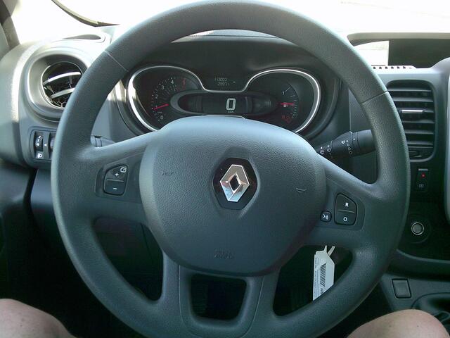 Renault TRAFIC 2.0 dCi 120 T29 L1H1 Comfort VOORZIEN VAN AIRCO+CRUISE+TREKHAAK !!!