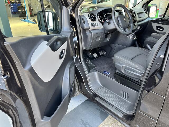 Renault TRAFIC 1.6 dCi T29 L2H1 DC 126pk Airco Cruise controle Trekhaak 2000kg Telefoonvoorbereiding Parkeerhulp achter Verlengde wielbasis 5-Persoons Euro 6 Bpm vrij voor particulier gebruik