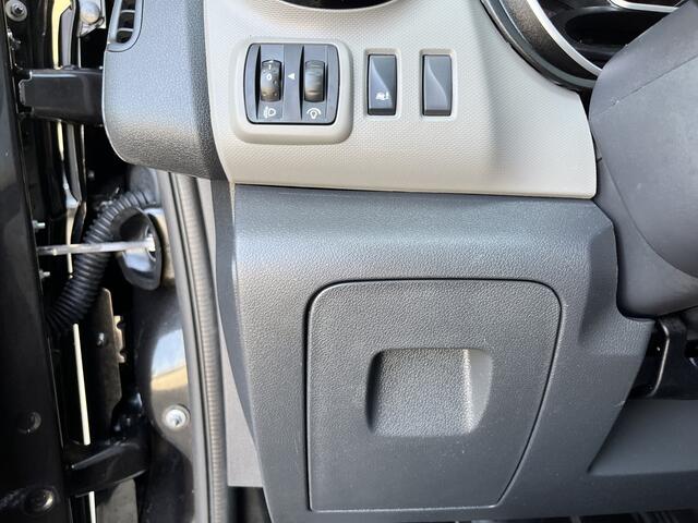 Renault TRAFIC 1.6 dCi T29 L2H1 DC 126pk Airco Cruise controle Trekhaak 2000kg Telefoonvoorbereiding Parkeerhulp achter Verlengde wielbasis 5-Persoons Euro 6 Bpm vrij voor particulier gebruik