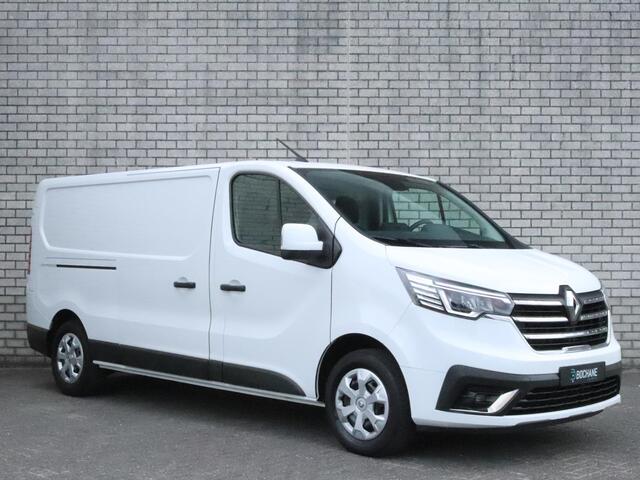 Renault TRAFIC 2.0 dCi 130 T30 L2H1 Work Edition | Trekhaak | Navigatie | Zijschuifdeur Links & Rechts | A-deuren 270° draaibaar |