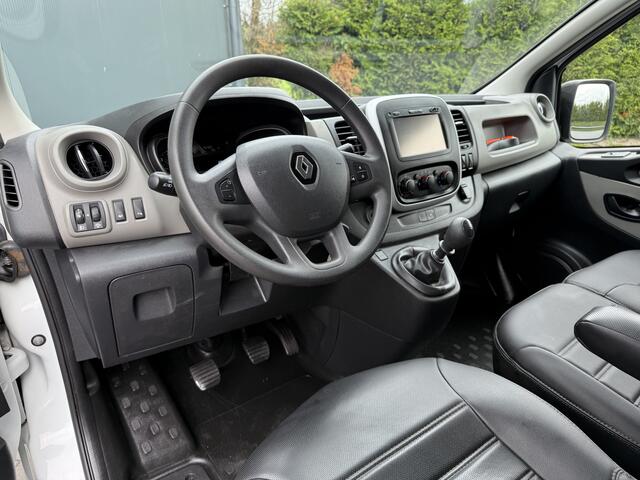 Renault TRAFIC 1.6 dCi 120 PK / L2H1 / TREKHAAK / AIRCO / CRUISE / NAVI / BLUETOOTH / 3-ZITS