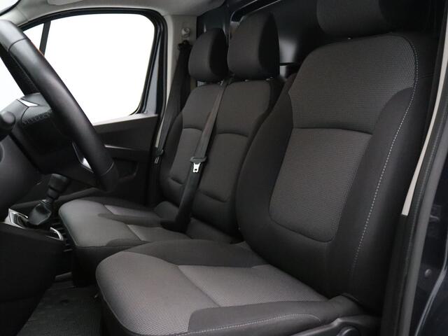 Renault TRAFIC 130pk dCi T30 L2H1 Business Cruise | Carplay | Navi | Parkeersens. achter | Trekhaak