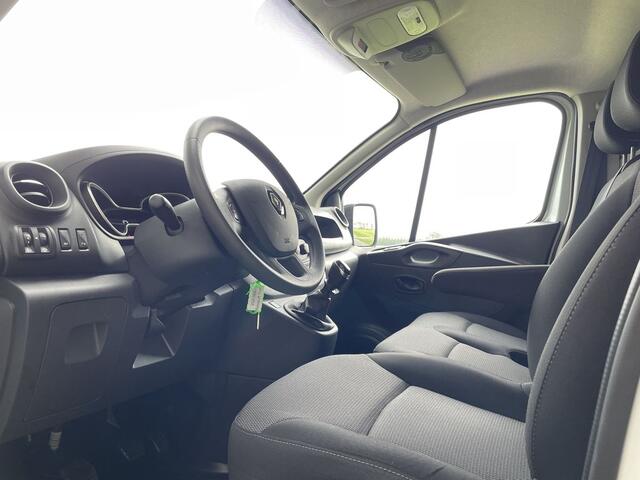 Renault TRAFIC 1.6 dCi E6 Comfort 3 Zits BPM Vrij! Lease ¤264 p/m, Airco, Navi, PDC, Cruise controle, Onderhoudshistorie aanwezig