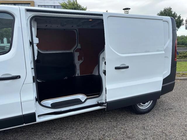 Renault TRAFIC 2.0DCI L2H1 Automaat Airco Cruisecontrol Trekhaak 150PK NIEUW BPM VRIJ 10X OP VOORRAAD