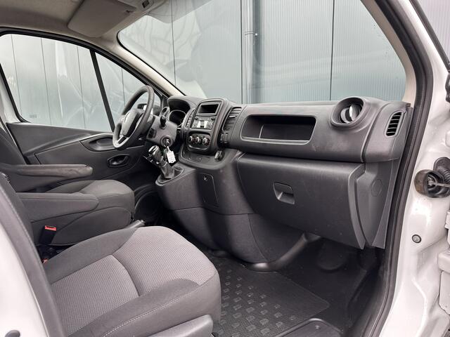Renault TRAFIC 2.0 dCi 120 PK / L1H1 / 1e EIG. / 2x SCHUIFDEUR / AIRCO / CRUISE / TREKHAAK