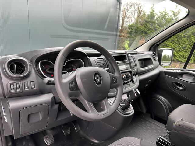 Renault TRAFIC 2.0 dCi 120 PK / L1H1 / 1e EIG. / 2x SCHUIFDEUR / AIRCO / CRUISE / TREKHAAK