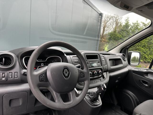 Renault TRAFIC 2.0 dCi 120 PK / L1H1 / 1e EIG. / 2x SCHUIFDEUR / AIRCO / CRUISE / TREKHAAK