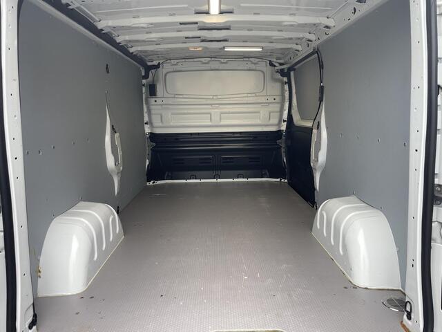 Renault TRAFIC 2.0 dCi 120 T29 L2H1 Work Edition