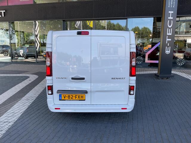 Renault TRAFIC E-Tech T29 L2H1 Comfort 52 kWh AUTOMAAT / NAVIGATIE / BLEUTOOTH / CLIMAT CONTROL / CRUISECONTROL / BUITENSPIEGELS ELS ELEC.VERSTELBAAR EN INKLAPBAAR /