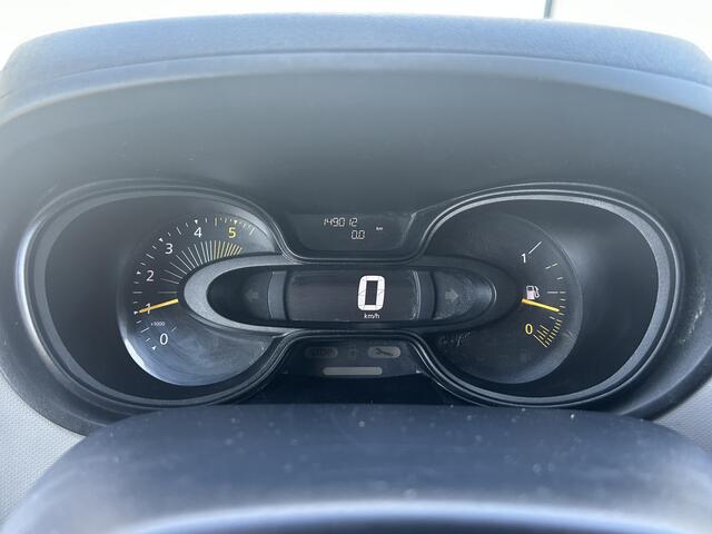 Renault TRAFIC 1.6 120 PK / 1e EIG. / AIRCO / CRUISE / NAVI / TREKHAAK / DUBBEL CABINE / CAMERA