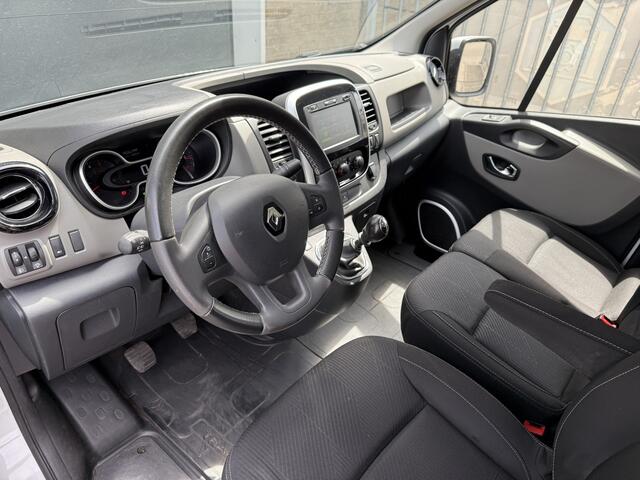Renault TRAFIC 1.6 dCi 125 PK EURO 6 T29 L2H1 DC 6 persoons Achteruitrijcamera/navigatie systeem