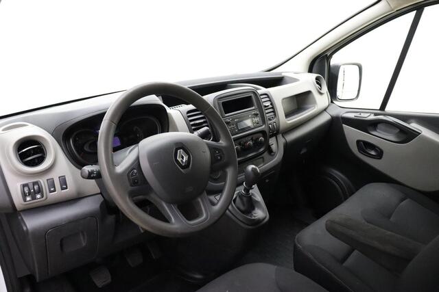 Renault TRAFIC 1.6 dCi 95pk T27 L1H1 Comfort | 3 Zitplaatsen | | Airco | Bluetooth | Cruise control | Electrische ramen | Trekhaak | Zijschuifdeur