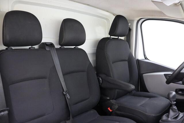 Renault TRAFIC 1.6 dCi 95pk T27 L1H1 Comfort | 3 Zitplaatsen | | Airco | Bluetooth | Cruise control | Electrische ramen | Trekhaak | Zijschuifdeur