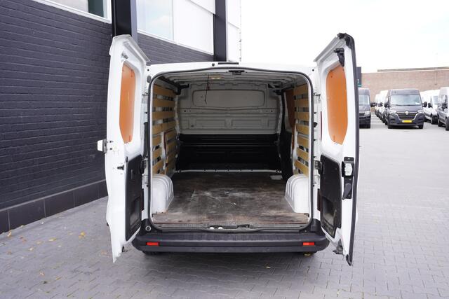 Renault TRAFIC 2.0 dCi 130PK L2 - EURO 6 - Airco - Navi - Cruise - ¤ 16.900,- Excl.