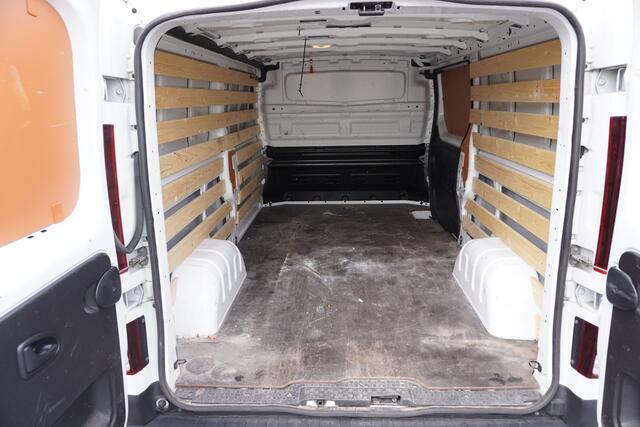 Renault TRAFIC 2.0 dCi 130PK L2 - EURO 6 - Airco - Navi - Cruise - ¤ 16.900,- Excl.