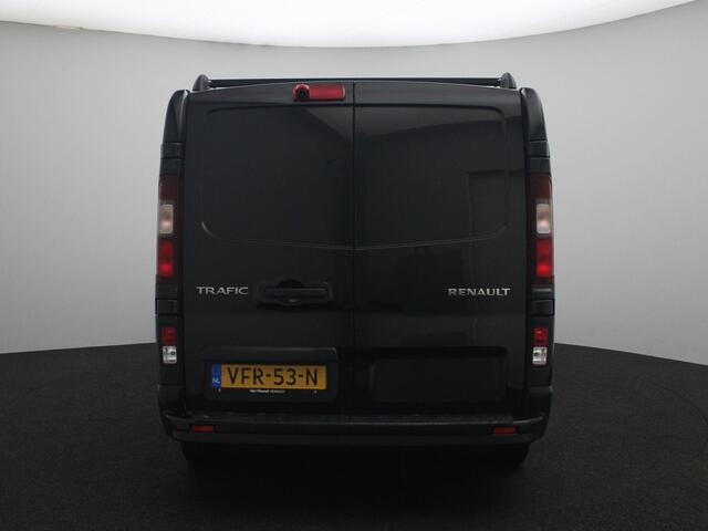 Renault TRAFIC 2.0 dCi 170 T29 L1H1 DC Luxe | Dubbele Cabine | Airco | Bijrijdersstoel 'comfort' | Lichtmetalen wielen 17" 'Cyclade' | Vast raam in linker paneel | Zijschuifdeur rechts met vast raam | Achteruitrijcamera | Kolom, afdekstrip, voor- en achterbumper, buiten