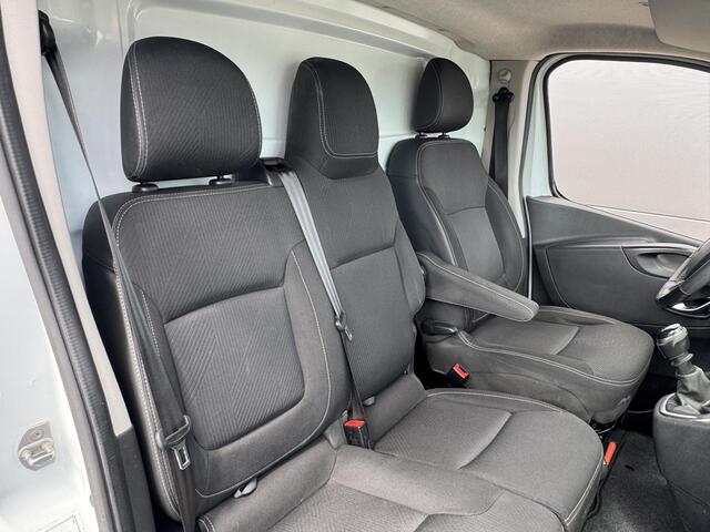 Renault TRAFIC 2.0 dCi 170 PK T30 L2H1 Comfort | MARGE BUS | AIRCO | NAVIGATIE | CAMERA | IMPERIAAL | TREKHAAK | LM VELGEN | LAGE KM STAND |