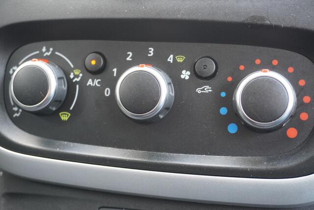 Renault TRAFIC 2.0 dCi 120PK L2 Dubbel Cabine EURO 6 - Airco - Navi - Cruise - ¤14.900,- Excl.