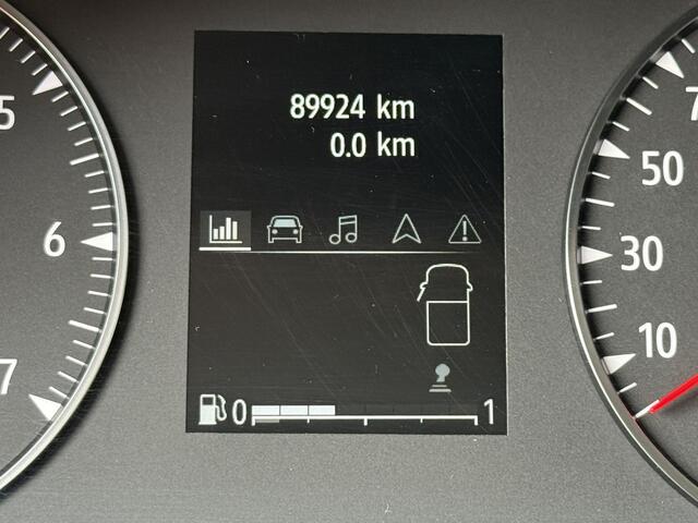 Renault TRAFIC 2.0 dCi 130PK EURO 6 T30 L2H1 Work Edition Navigatie systeem/app Connect/cruise control