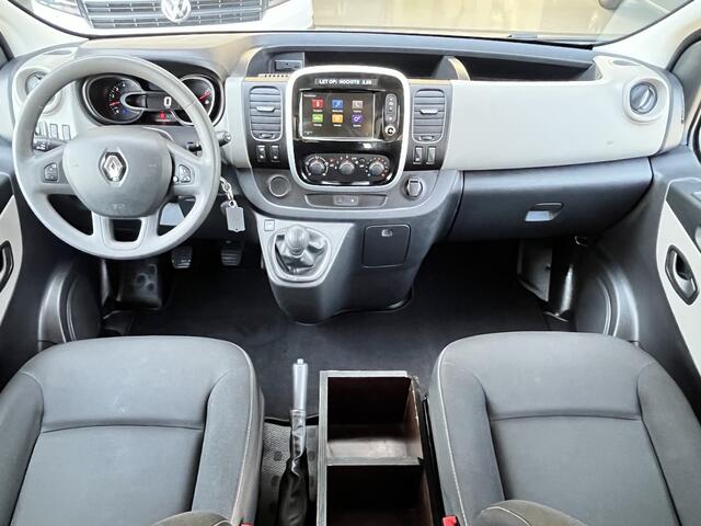 Renault TRAFIC 1.6 dCi T29 L2H2 Airco Navigatie Telefoonvoorbereiding Cruise controle 7-Persoons Omvormer Parkeerhulp achter Verlengde wielbasis 1e eigenaar Euro 6 Btw en Bpm vrij voor particulier gebruik !! Ex overheidsaut