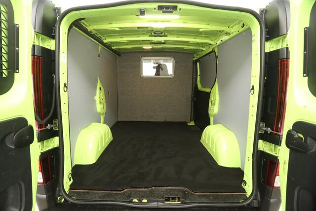 Renault TRAFIC 1.6 dCi T29 L1H1 Airco Cruise Navigatie 3 Persoons Parkeersensoren Elektrpakket Trekhaak