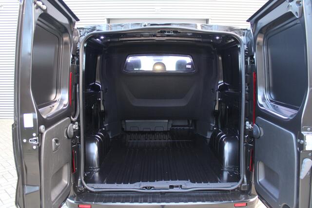 Renault TRAFIC 2.0 Blue dCi 170pk T29 L2H1 Extra DC - 2x Schuifdeur - Carplay - LED - Blind Spot - Navigatie - Camera - Trekhaak - Stoelverwarming - Rijklaar