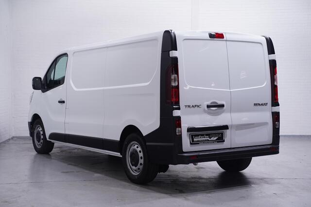 Renault TRAFIC 2.0 DCi 150 pk L2H1 Automaat Aut. Airco, Apple Carplay, Laadruimte Pakket, LED Koplampen, PDC V+A, 3-Zits