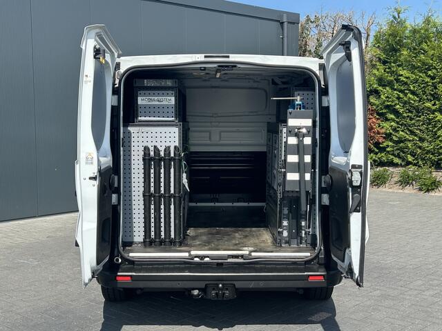 Renault TRAFIC 2.0 dCi 120 PK / L1H1 / 1e EIG. / INRICHTING / TREKHAAK / 2X SCHUIFDEUR / AIRCO / CRUISE / NAVI