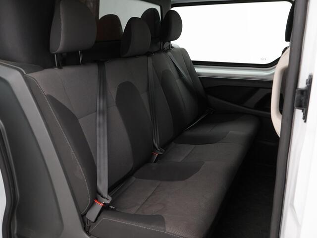 Renault TRAFIC 2.0 DCI 130 PK DUBBEL CABINE L2H1 6-PERS. TREKHAAK | NAVIGATIE | LED | APPLE CARPLAY
