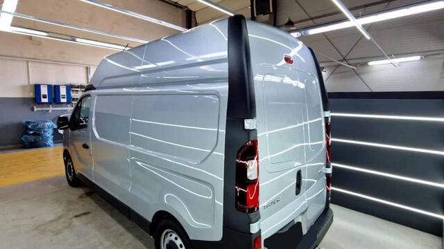 Renault TRAFIC 2.0 Blue dCi 170PK T30 L2H2 Extra Werkplaatsinrichting Airco | Cruise | Navi | trekhaak