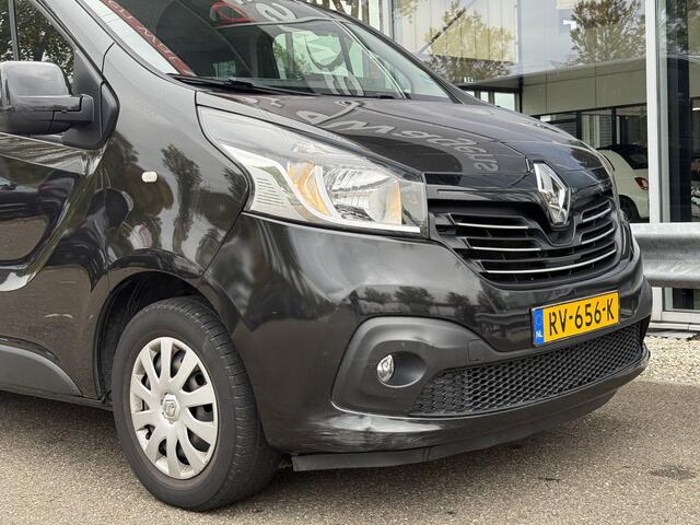 Renault TRAFIC Passenger 1.6 dCi Grand Expression | 9 Pers. | Navi | Trekhaak | Cruisec.