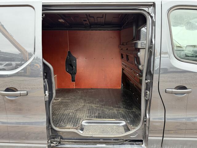Renault TRAFIC 2.0 DCI 150PK L2H1 LED Airco Cruise Control Carplay Trekhaak Parkeersensoren Lat betimmering APK 11-2026