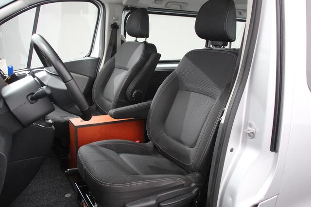 Renault TRAFIC Passenger 1.6 dCi Grand Authentique Energy incl. BPM/ BTW L2H1 8 persoons ! Navigatie Airco voor en achter Parkeer sensoren Cruise Control Bumpers in kleur