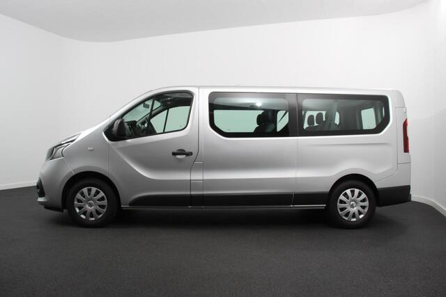 Renault TRAFIC Passenger 1.6 dCi Grand Authentique Energy incl. BPM/ BTW L2H1 8 persoons ! Navigatie Airco voor en achter Parkeer sensoren Cruise Control Bumpers in kleur
