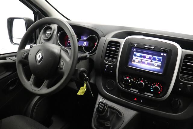 Renault TRAFIC 2.0 dCi 120PK L2 Dubbele cabine EURO 6 - Airco - Navi - Cruise - ¤ 17.500,- Excl.