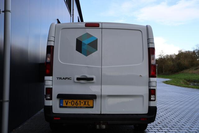 Renault TRAFIC 1.6 dCi T29 L2H1 Comfort | Origineel NL | Cruise Control | Airco | Trekhaak | PDC |