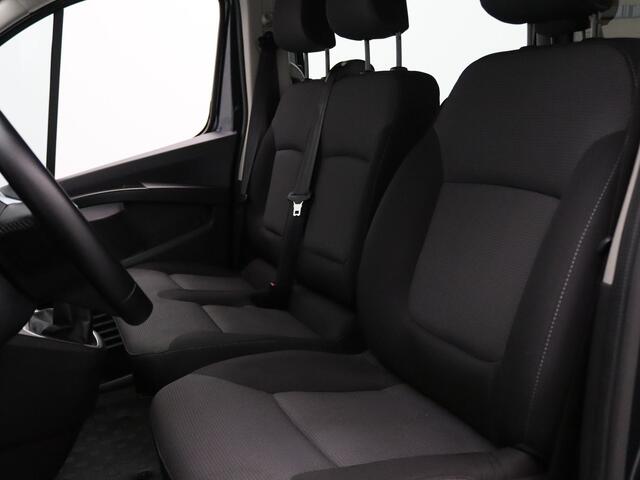 Renault TRAFIC 2.0 dCi 150pk T29 L2H1 DC Work Edition Automaat Camera | Cruise | Navi | Parkeersens. v+a | Trekhaak