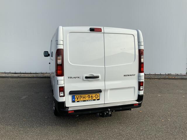 Renault TRAFIC 2.0 dCi 130 T30 L2H1 Work Edition Airco Cruise Navi 3Zits Camera Trekhaak 2500 kg Euro 6